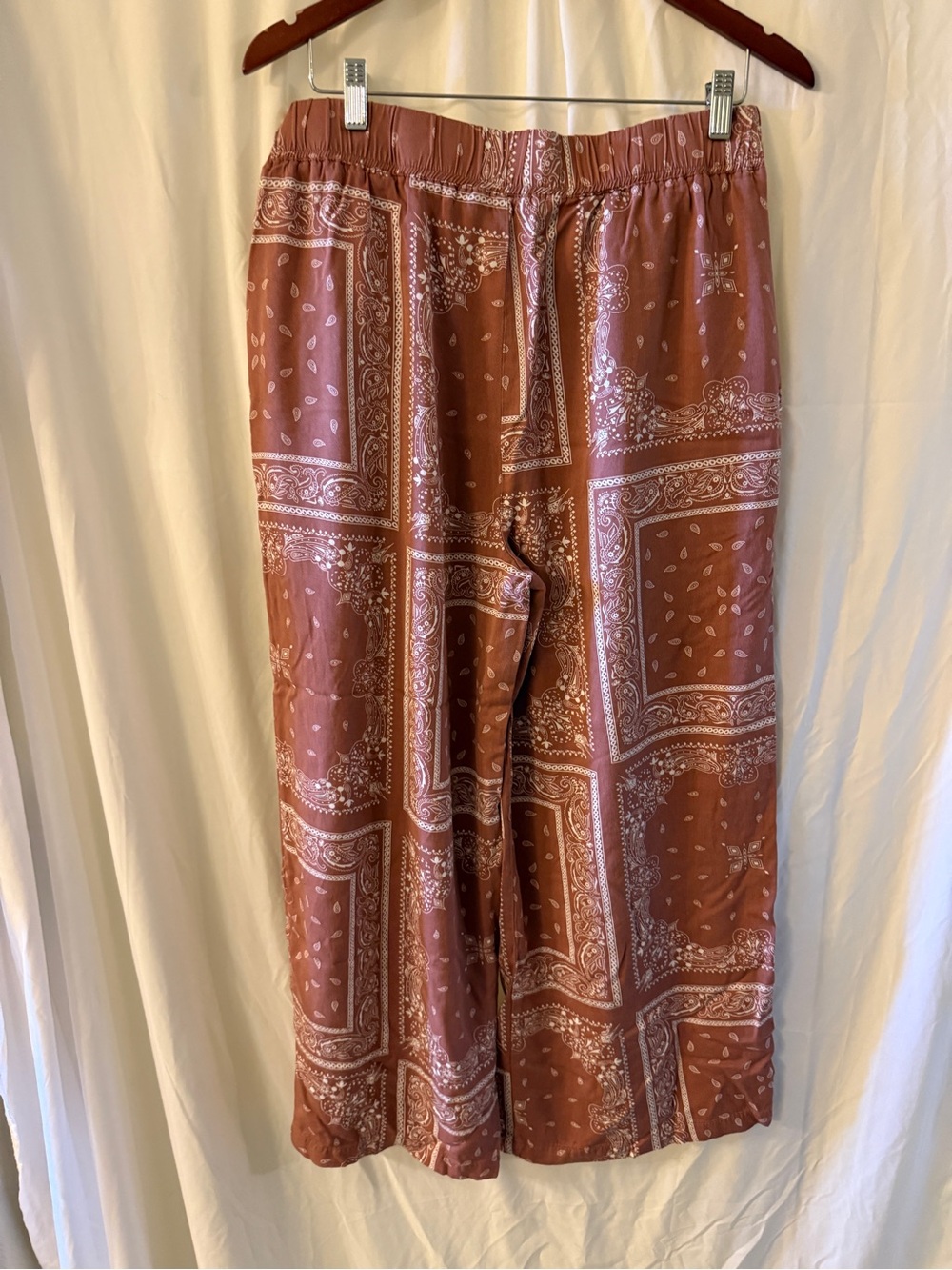 Women's Printed Wide-Leg Pants - Dusty Rose - Picture 6 of 10